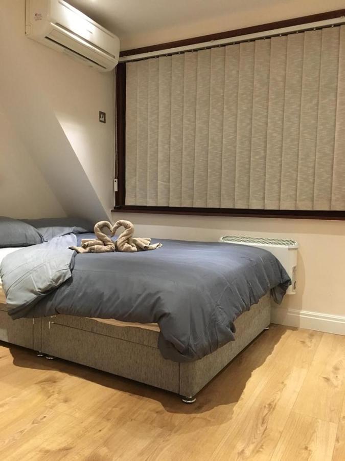 Studio Flat In The Heart Of Golders Green London Eksteriør billede